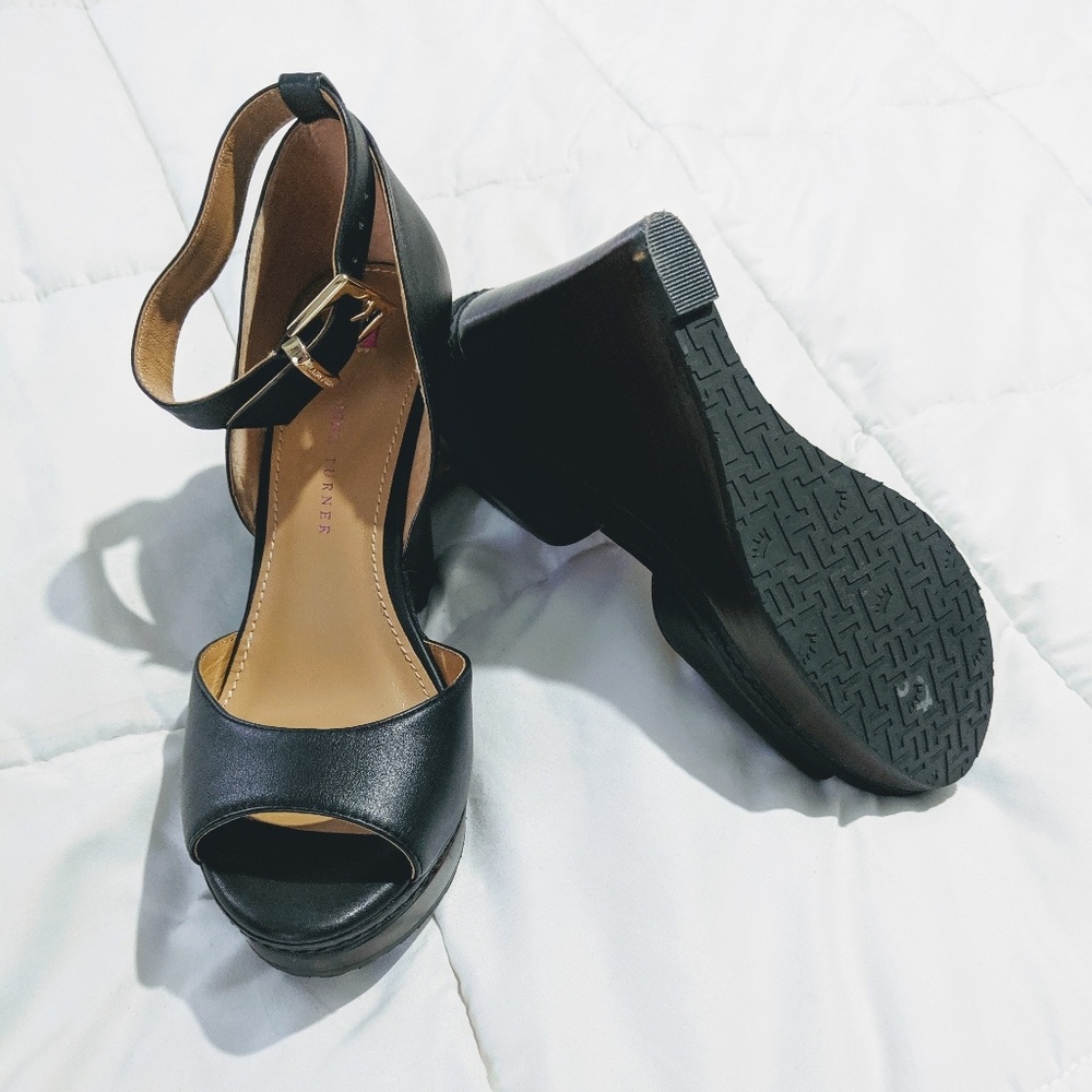 Designer Elaine Turner wedges size 8.5 womens